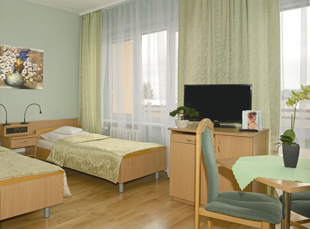 Kzzg W Polsce, Gornicze Sanatorium Zwiazkowe "Gornik" Hotel Iwonicz-Zdroj Room photo