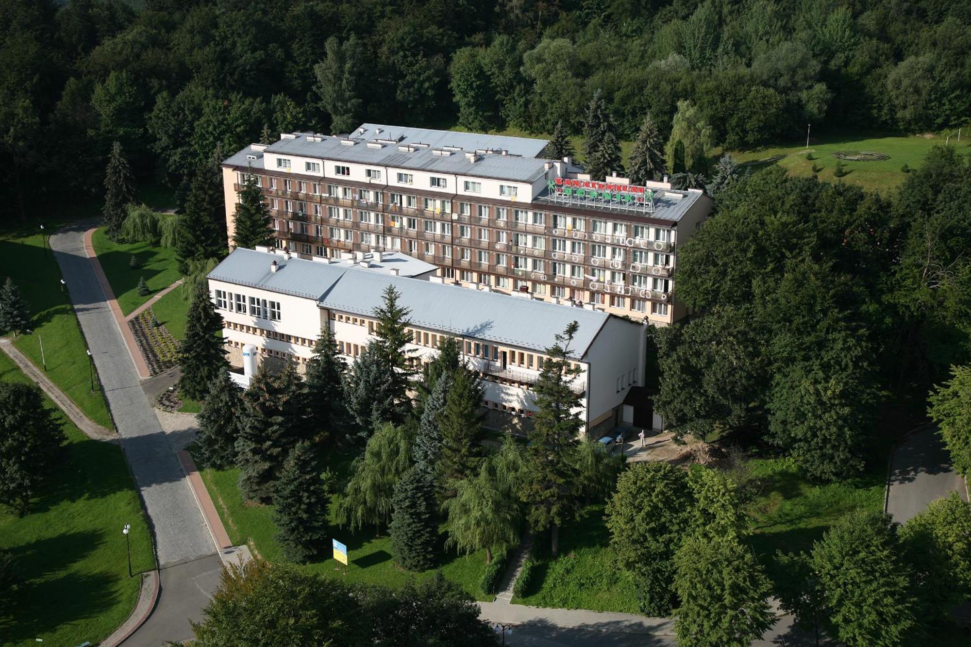 Kzzg W Polsce, Gornicze Sanatorium Zwiazkowe "Gornik" Hotel Iwonicz-Zdroj Exterior photo
