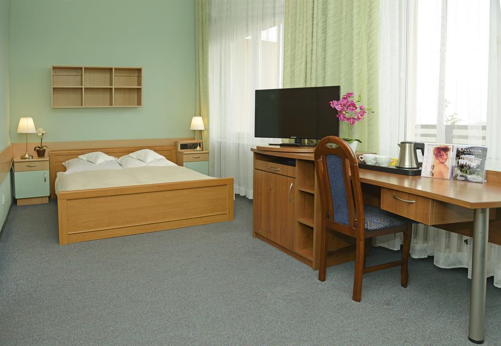 Kzzg W Polsce, Gornicze Sanatorium Zwiazkowe "Gornik" Hotel Iwonicz-Zdroj Room photo